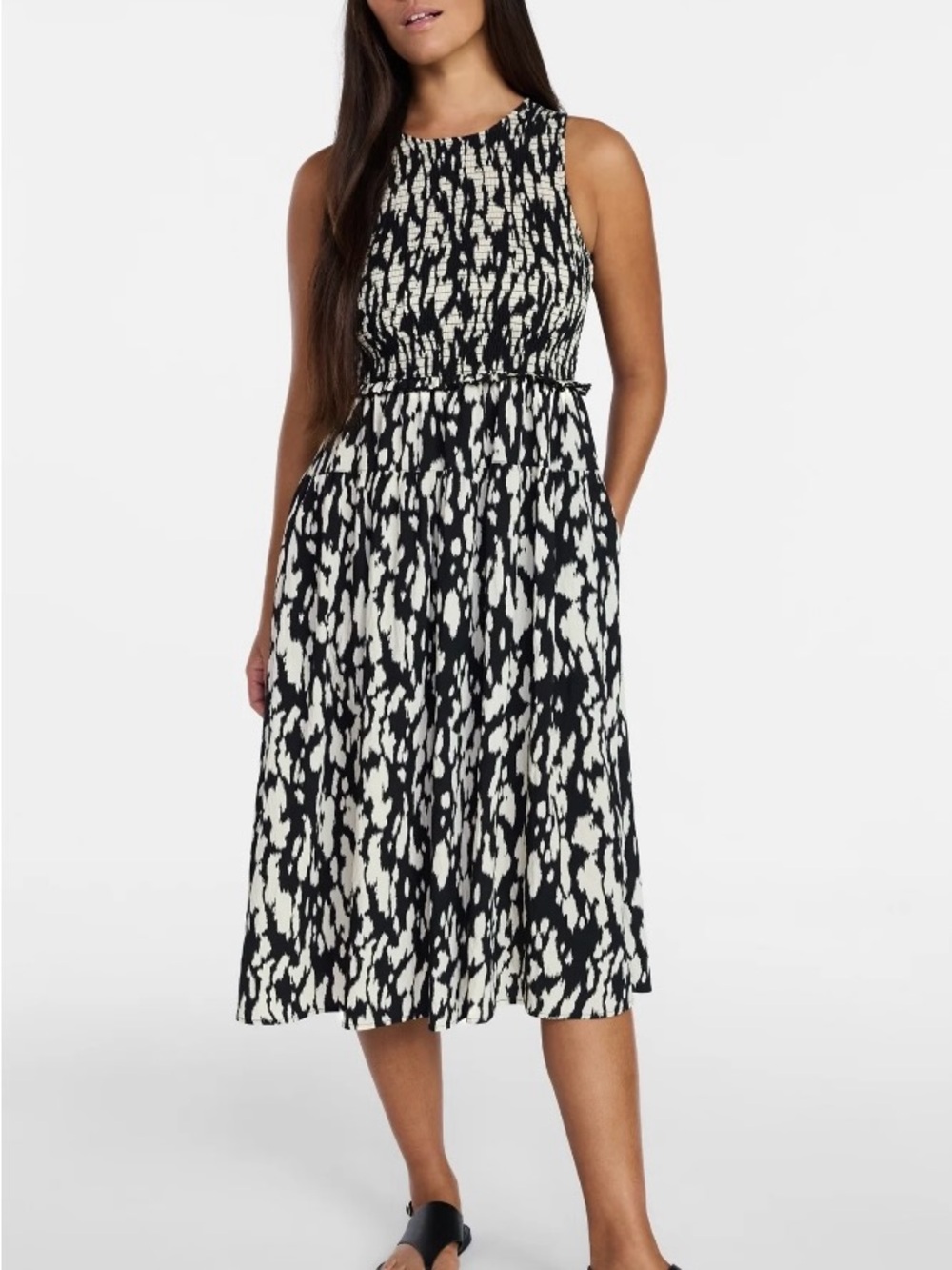 NWT Sleeveless Black & White Printed Midi Tiered ruffles smocked Dress